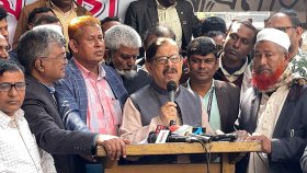 চাকরিতে বৈষম্য হলে সরকারের বিরুদ্ধে আন্দোলন: মান্না